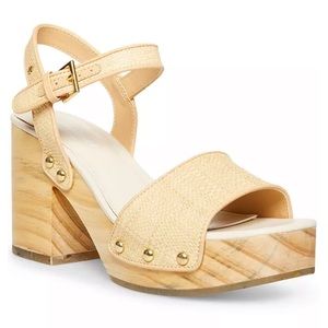 Neutral Steve Madden Wedge sandal
